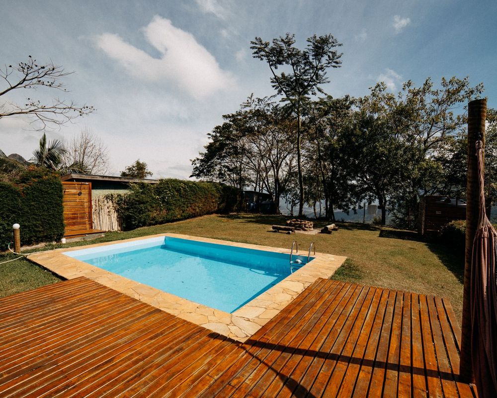 Une piscine dont vous